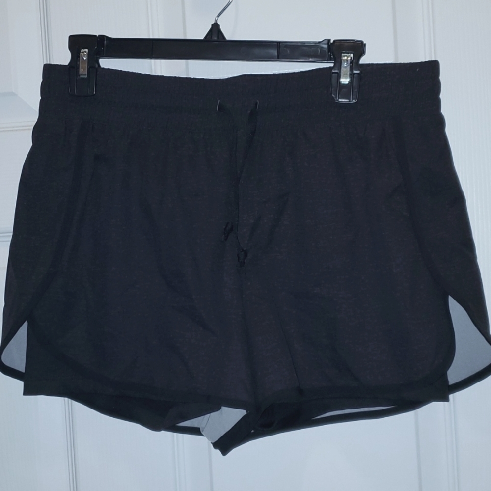 Velocity lined gym shorts, Large